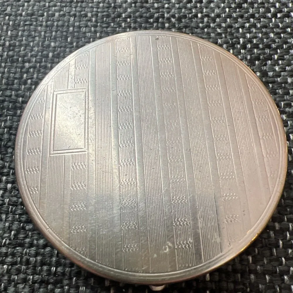 Vintage RICHARD HUDNUT Makeup Compact Silver‎ Tone